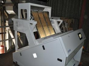 Perry of Oakley Sataki Colour Sorter