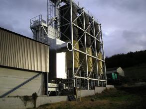 Perry of Oakley grain drier with grain bins Topcliffe Grange