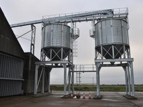 Perry of Oakley truck loading bin