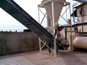 Perry of Oakley feedmill loading equipment